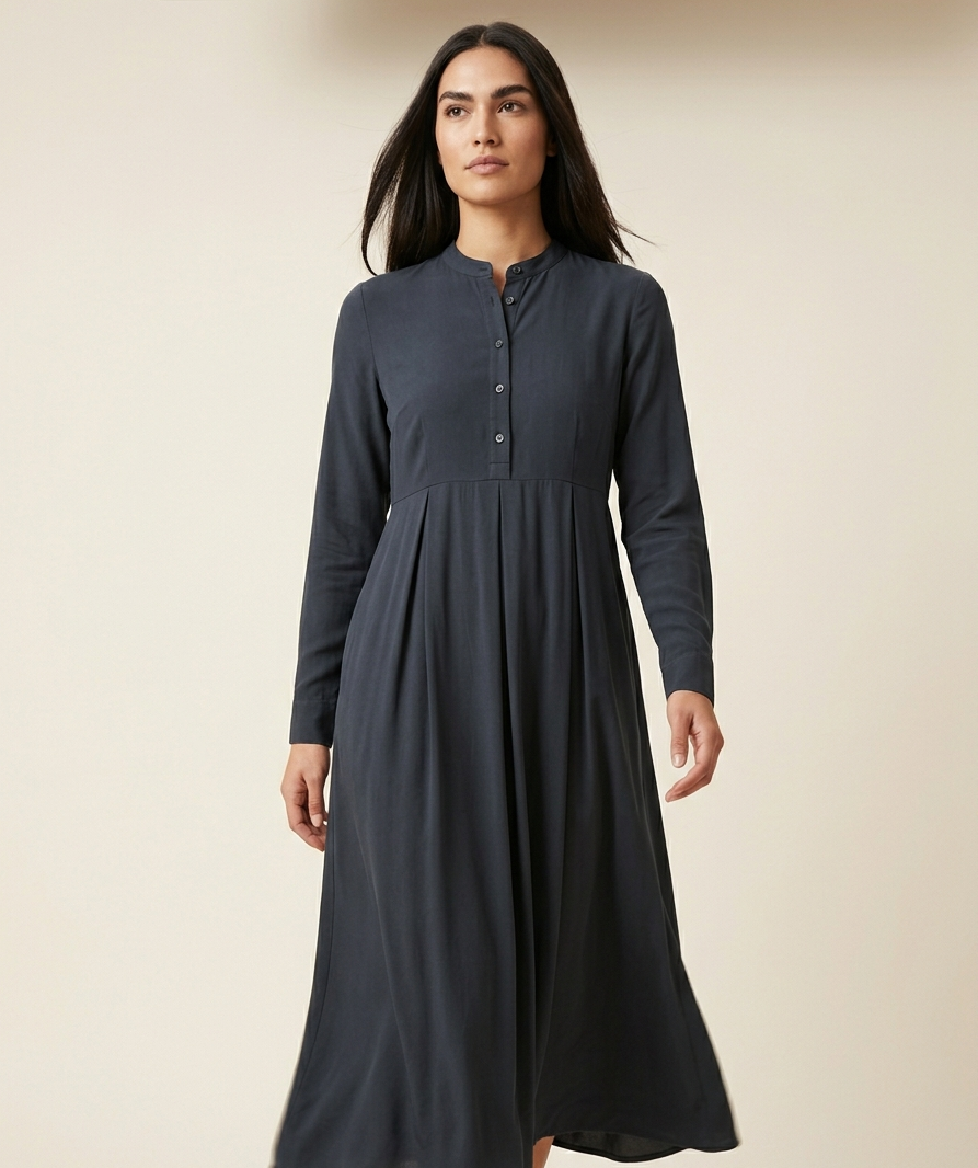 Midnight pleated dress in fluid cotton blend